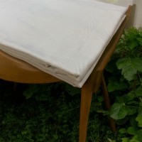 Coprirete piano in cotone spigato artigianale con lacci  i tre campanili Made in Italy