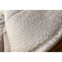 Trapunta invernale matrimoniale Hives operata elegante totrora panna moderno calda