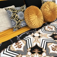 Coppia cuscini arredo simil Versace bianco nero oro moderno elegante